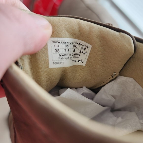 KEEN Sisters Leather Lace Up Shoes - Picture 6 of 6